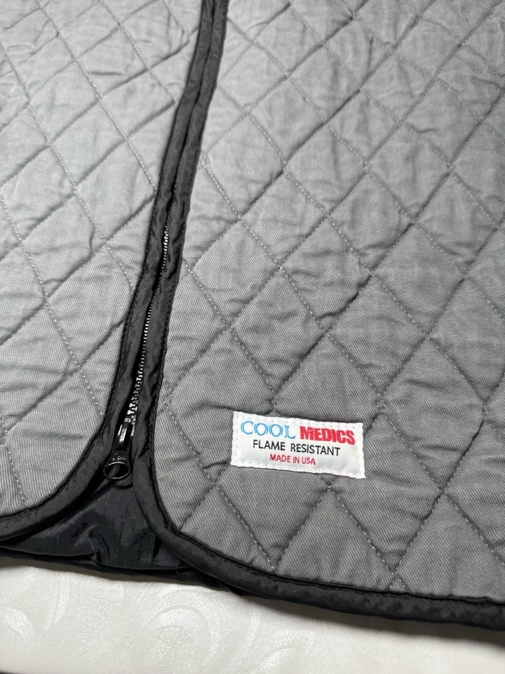 Cool Medics USA Cooling Vest - Size 2XL XXL - Quilted Design Gray EUC - Image 3 of 4