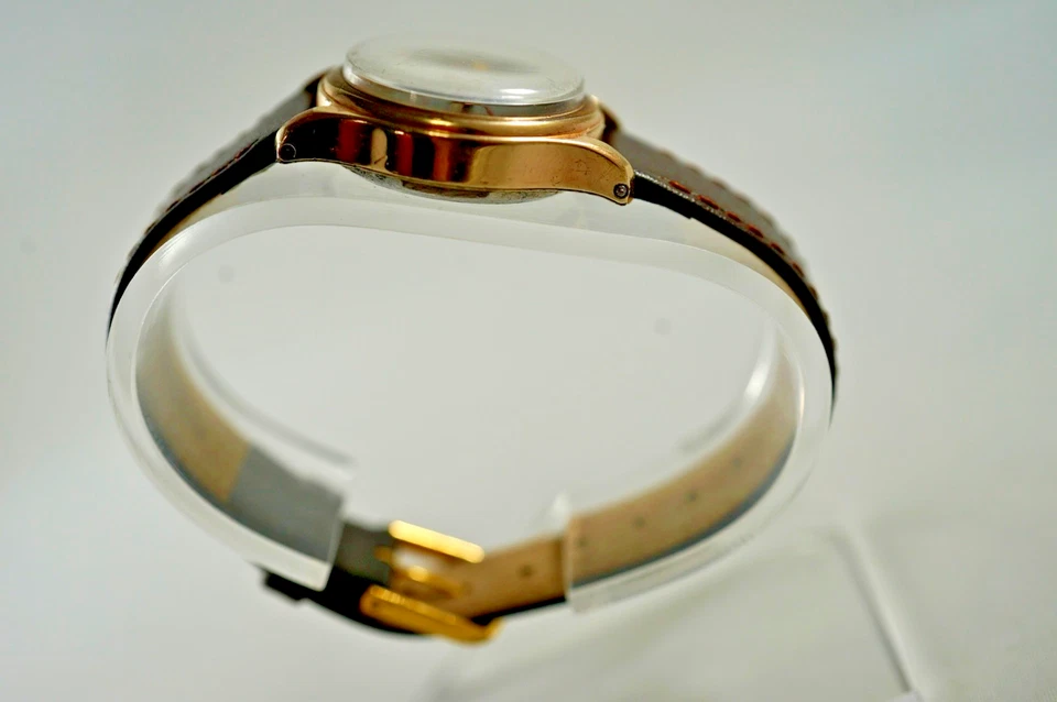 20 世纪 40 年代 Mido Super Automatic Multifort 型号 1941 黑色和铜表盘防撞手表 — 第 4/4 张图片