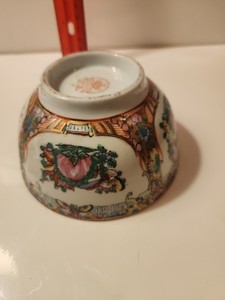 vintage Chinese bowl features a Rose Medallion porcelain pattern, vintage...