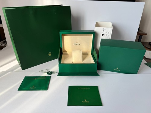 Medium Rolex  Box (Green on Green) ref : 53491.02 New Style  M ECO