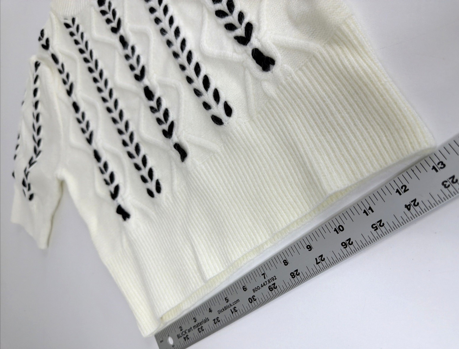 Commense Women’s Medium Contrast Binding Cable Kn… - image 8