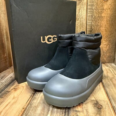 UGG MENS CLASSIC MINI MOD BOOT SIZE US 9 BLACK REMOVABLE GALOSH WINTER WEATHER