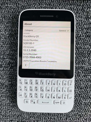 BlackBerry Q5 Unlocked 4G/LTE 8GB 5MP Keyboard Smartphone SQR100-1 Fully working - Picture 5 of 13