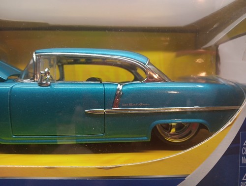 Jada Bigtime Kustoms 1955 Chevy 55 Bel Air Light Blue BTK Chevrolet Custom 1:24 - Foto 4 di 9