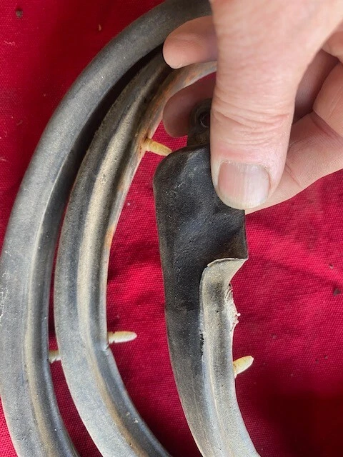 1970-1971 Ford Torino, Fairlane 4dr ЛЕВАЯ уплотнительная полоска для задней двери НИЖНЕЕ УПЛОТНЕНИЕ - Изображение 3 из 4