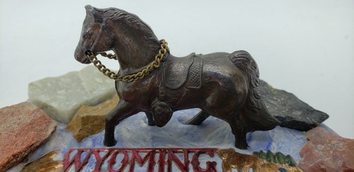 Vintage Blue Marble Wyoming Souvenir Ashtray With Copper Inset And Horse - Picture 8 of 11