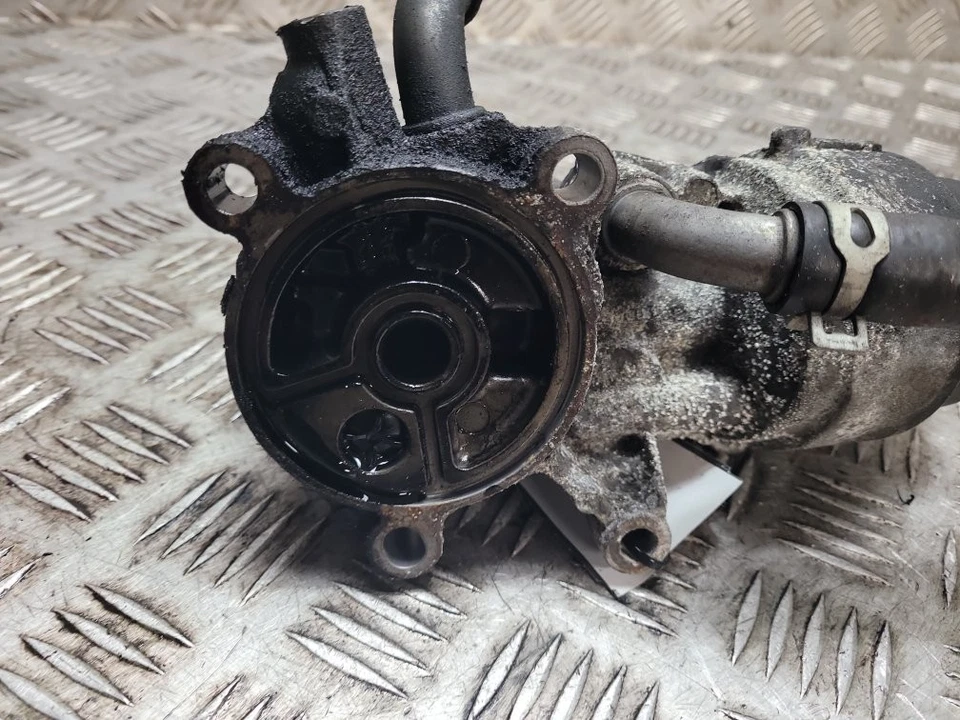 FORD MONDEO MK4 2.0 DIESEL 2007-2015 OIL FILTER AND COOLER HOUSING - Image 4 of 4