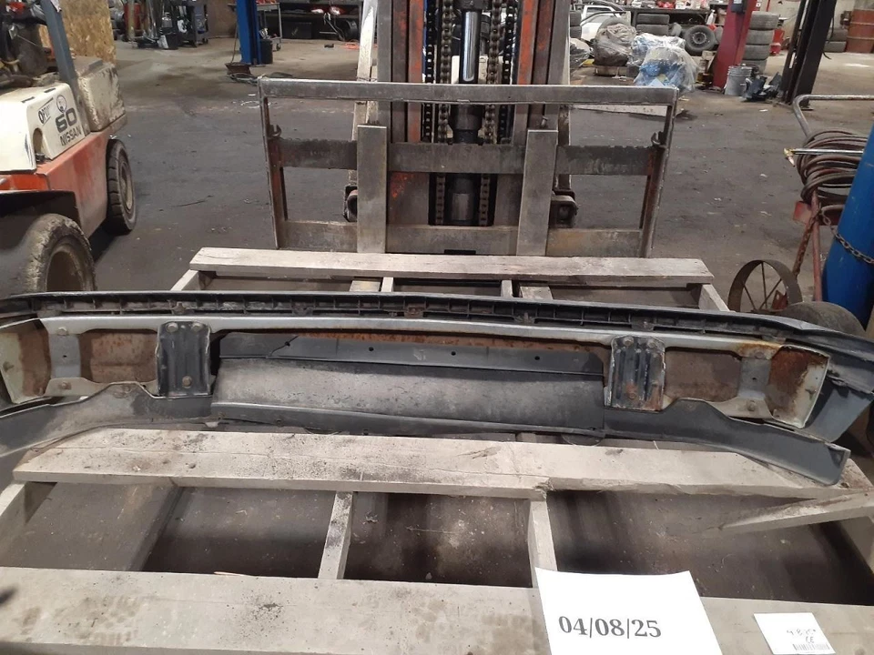 Front Bumper RWD Chrome Fits 85-91 ASTRO 2075717 Foto 2 de 4