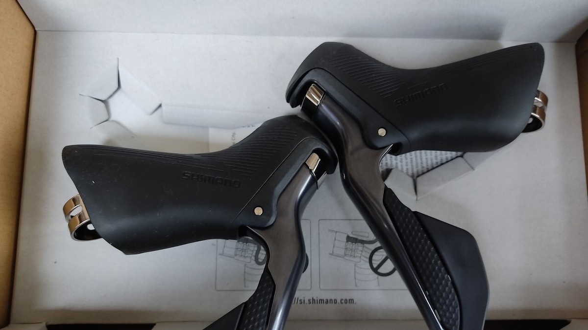 Shimano Ultegra Di2 STI ST-R8150 2x12-speed Shift/Brake Shimano Ultegra Di2 STI ST-R8150 2x12-speed Shift/Brake