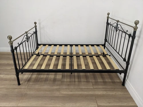 DOUBLE BED FRAME Black Metal Railings Headboard Slatted Foundation FREE DELIVERY