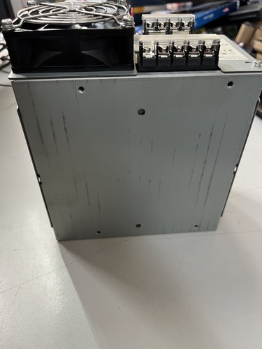 Fuente de alimentación OMRON S82J-60024 - Imagen 4 de 9