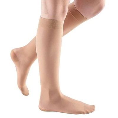 Medi Sheer & Soft Calf Highs, Petite, CT (Size: VI) 20-30mmHg Natural