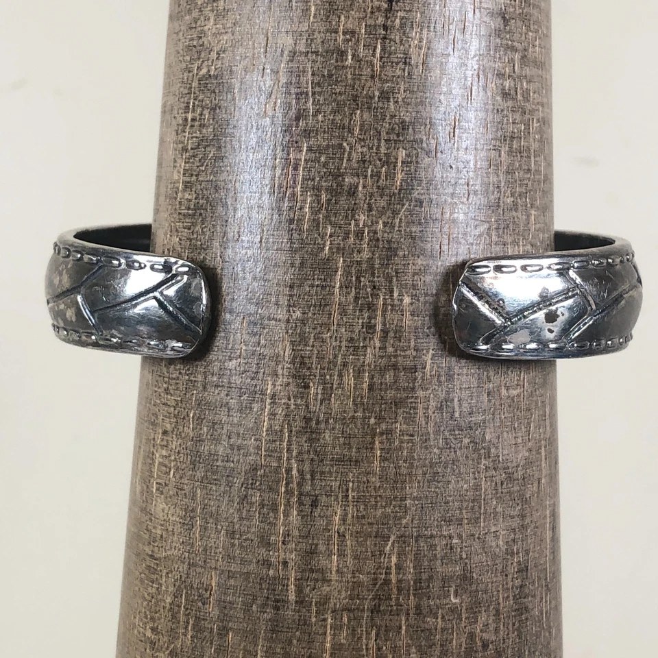 Reloj Chico's Mujer CH-203 Vestido Tono Plateado Brazalete Cuadrado Cuarzo 26mm 6 1/4" Foto 4 de 4