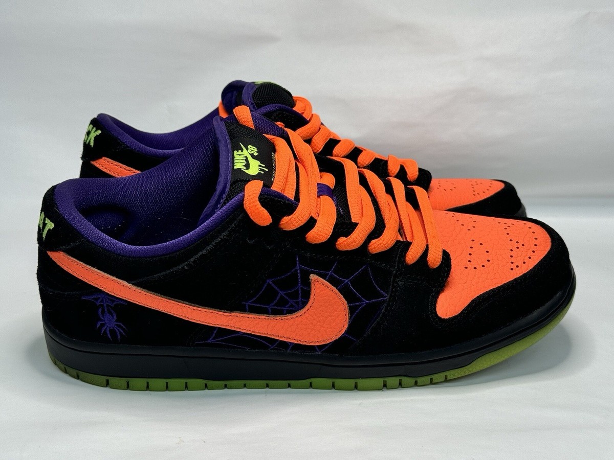 Size 9.5 - Nike Dunk SB Low Night of Mischief - Excellent