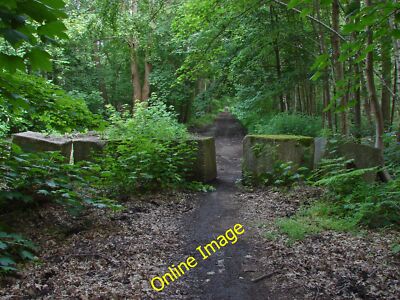Foto 12x8 Zeiger Straße Wisley große Betonblöcke am Ende von Pointe c2014