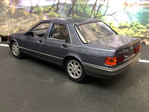 Diecast "SCHABAK MODELL" FORD SIERRA 2.0i GHIA 1/25 Scale BEAUTIFUL CAR! No Box - Picture 6 of 17