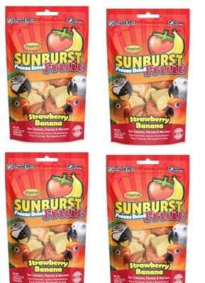 Higgins Sunburst Strawberry Banana Freeze Dried Fruit Conures Parrots Macaw 0.5