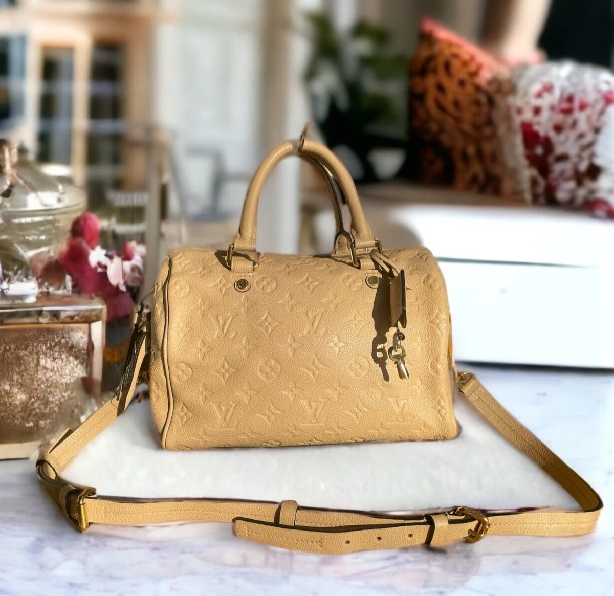 Versatile Louis Vuitton Empreinte Speedy 25. Love that it can be