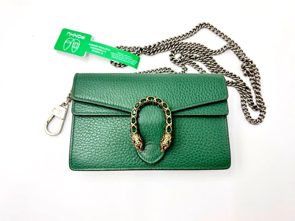 Bolso de Hombro Gucci Dionysus Pequeño Piel de Becerro Verde Interior Rosa con Hebilla de Langosta Foto 4 de 4