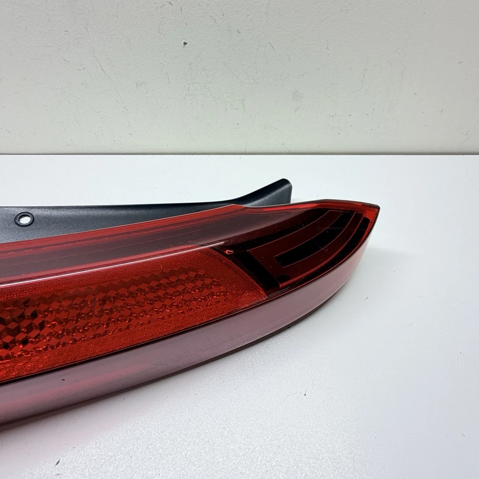 OEM 2020-2022 KIA SOUL SK3 REAR RIGHT SIDE OUTER TAILLIGHT TAILLAMP TAIL LAMP - Image 4 of 4