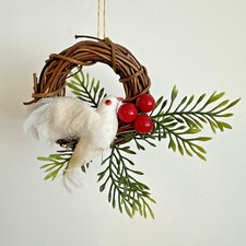 Vintage Christmas Ornament White Dove Feathers In Wood Rope Nest Berries Germany