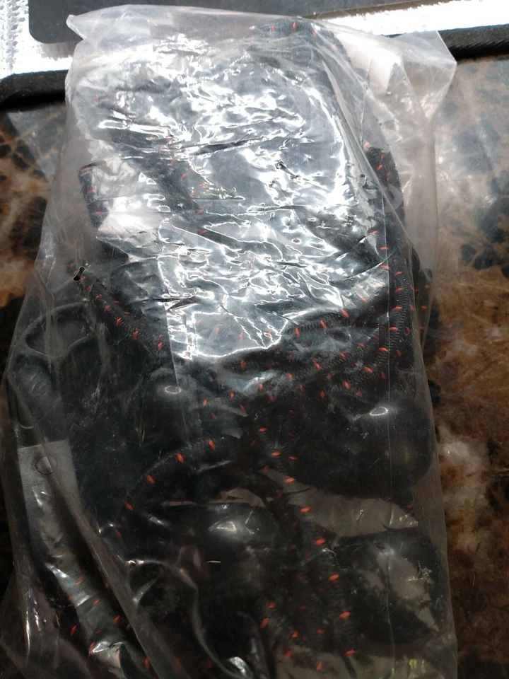 highland the pros brand bungee cords. AD - Image 3 of 4