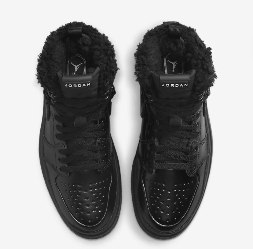 NIKE エア　ジョーダン1 Acclimate Air Jordan 1 Acclimate Winter Triple Black Women's Sz 12