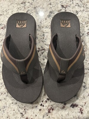 NWT Reef's Unisex Flip Flops Men's Size 7 Women's Size 9 High Arch Support Brown