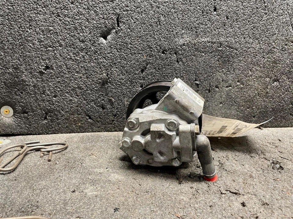 Bomba de dirección asistida para camioneta Ford F250SD 2000247 20-23 Foto 2 de 4