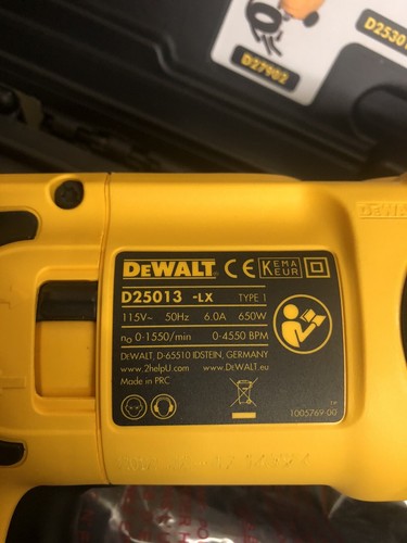 dewalt d25013k sds-plus 3-mode with chisel action 650watt 110volt brand new - Picture 4 of 5