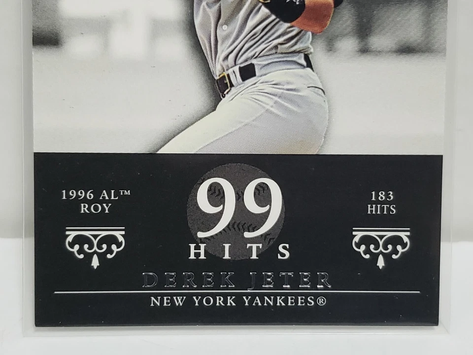 DEREK JETER - New York Yankees - 2007 Topps Moments & Milestones Card 83 135/150 - Image 2 of 4