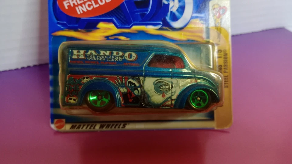 风火轮 HANDO CRAZED CLOWNS 系列 2004 钢质激情 #1 of 5 1: 64 压铸 — 第 2/4 张图片