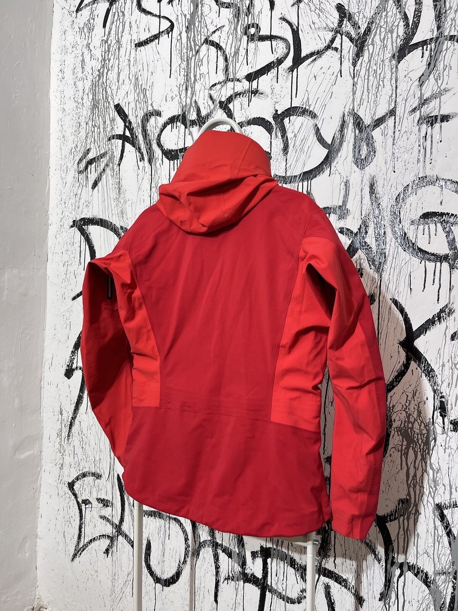 Haglofs Recco Gore-Tex Jacket Waterproof Women's Red Size M Haglofs Recco Gore-Tex Jacket Waterproof Women's Red Size M