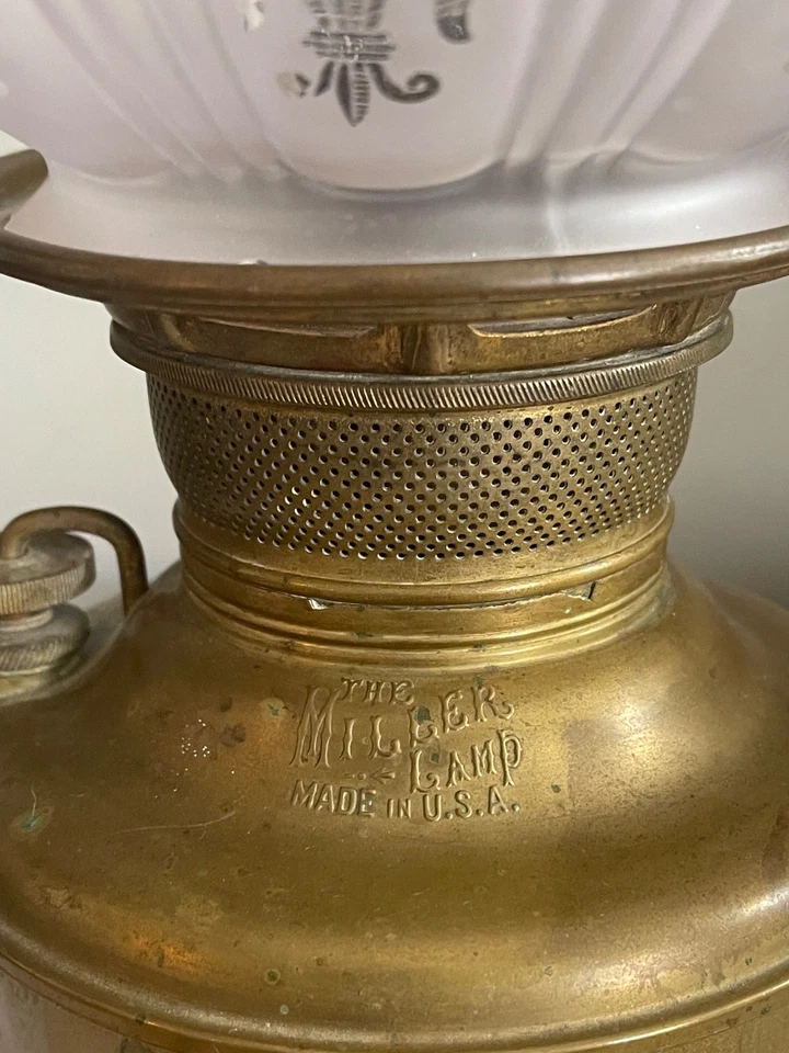 Antique Miller Brass Oil Lamp The Miller Lamp Made in USA With Etched Glass - Image 2 of 4