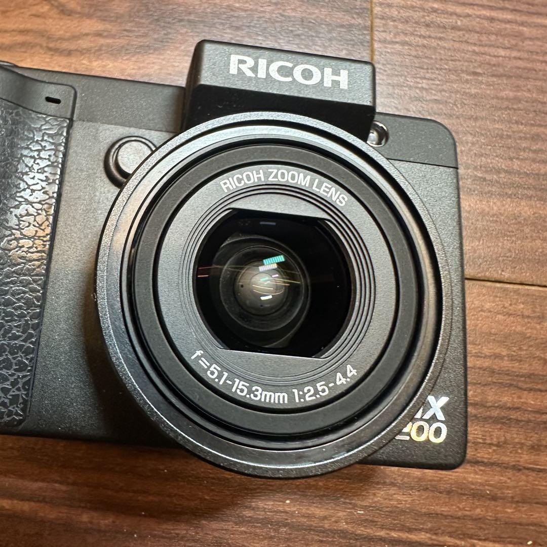 yesterday　RICOH GX200 RICOH GX200 Digital Camera New Unused Complete Set