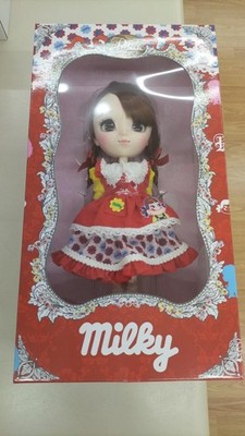 Groove Fujiya Milky Pullip