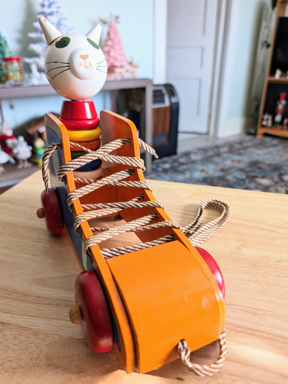 Vintage Cat Sneaker Pull Toy Lace Up Teaches Shoe Tying Collectable Wooden Toy