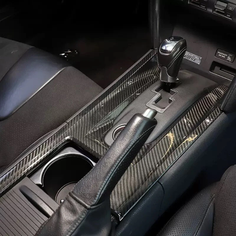 Panel de cambio central de fibra de carbono real apto para GTR R35 2008-2016 interior Foto 3 de 4