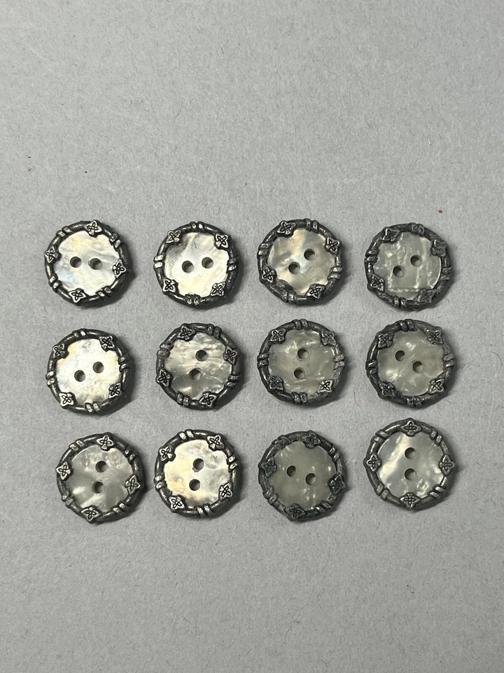 12 Botones de concha / madreperla incrustados vintage en anillo de metal de peltre ornamentado de 14mm Foto 2 de 4