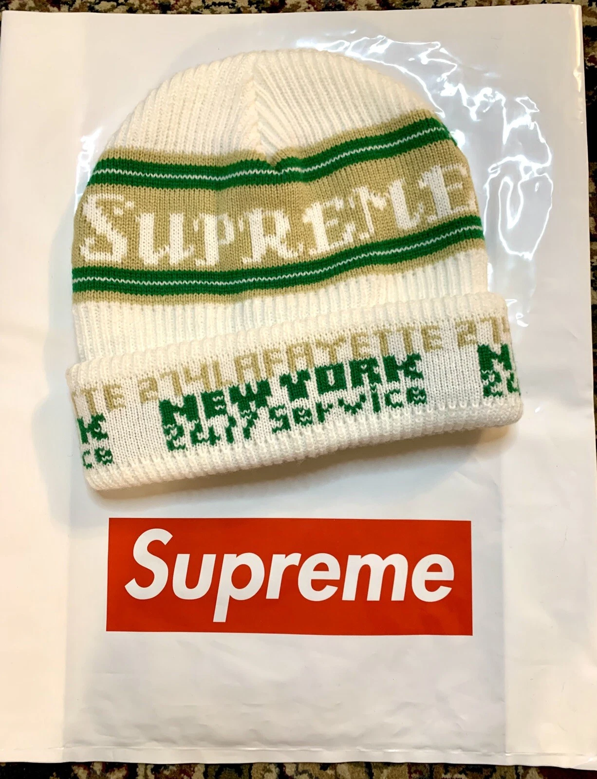 Bonnet blanc Supreme Lafayette NY Shop neuf taille unique