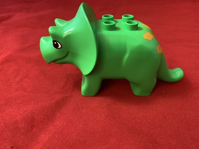 duplo triceratops