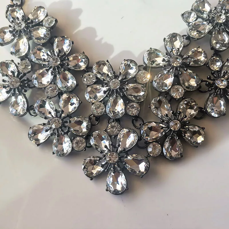 Jewelry store deals like charming charlies