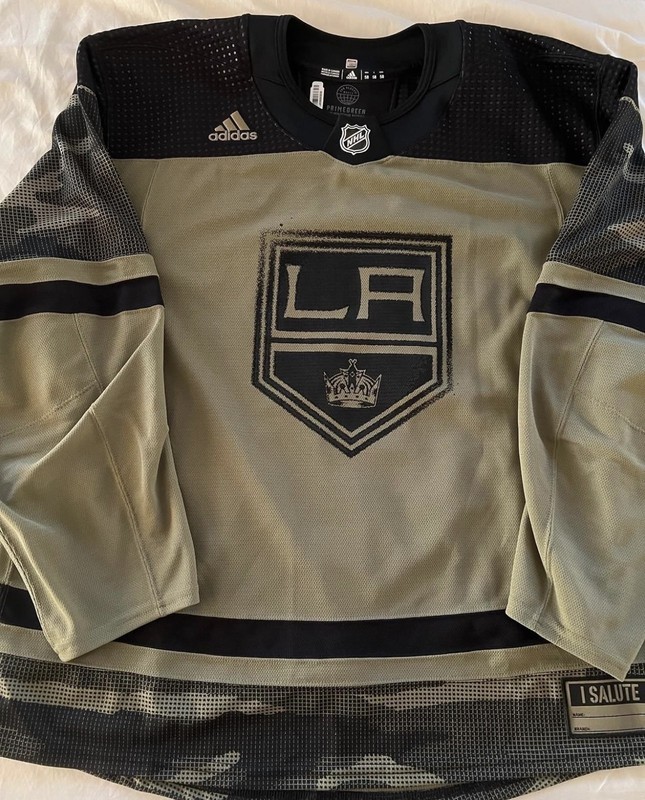 Los Angeles Kings Quinton Byfield specialty worn jersey autographed with LOA