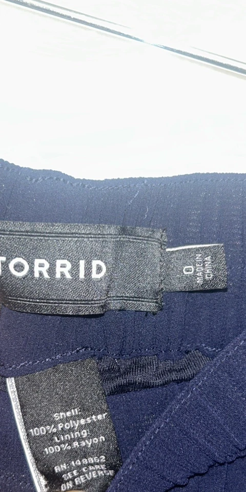Torrid Chiffon Wide Leg Sheer Pants W/ Shorts Attached Navy Blue Size 0 (L) - Image 4 of 4