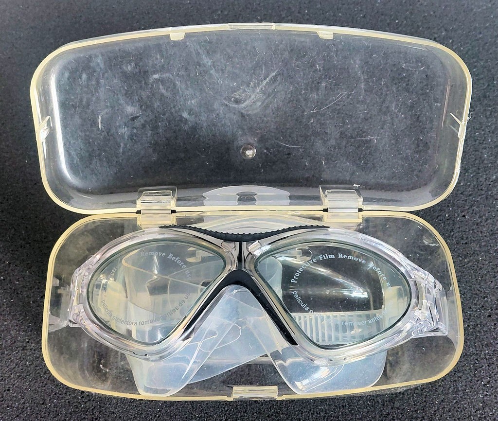 Diving Mask / Máscara de Buceo – Black & Clear / Negro y Transparente
