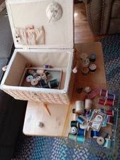 vtg sewing basket. 499