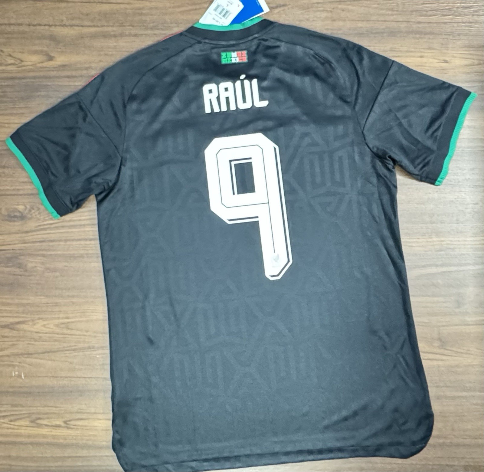 Mexico Authentic 3rd Shirt WC 2026 X Someone Somewhere BNWT JL8546 L “Raul9”