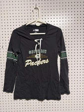 Womens Medium NFL Green Bay Packers long sleeve shirt
