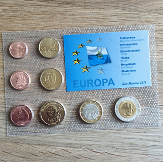 San Marino Euro Kursmünzensatz 2013 1 Cent–2 Euro im Blister „Europa“