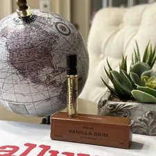 Phlur Vanilla Skin Eau De Parfum 2ml Sample Spray G1